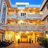 Padmaloka Hotel Tarakan — фото 1