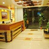 Hotel Dwarka Residency — фото 1