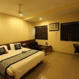 Гостиница OYO Rooms Lal Darwaja Road — фото 3