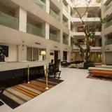 Гостиница Avalon Courtyard Residence Suites — фото 2