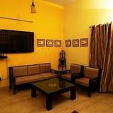 Dawar Villa - Home Stay Service Apartments — фото 1
