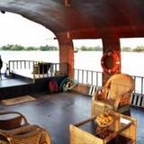 Our Houseboat — фото 2