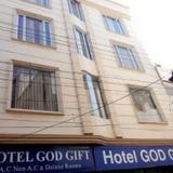 Hotel God Gift — фото 1