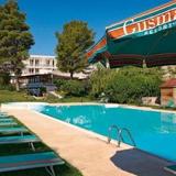 Gusmay Beach Resort - Hotel Cala del Turco — фото 1