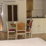 BB 22 Charming Rooms & Apartments — фото 1
