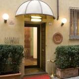 Гостиница Albergo Delle Notarie — фото 2