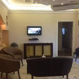 Al Farooq Hotel Apartments — фото 1