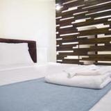 Galaxy Residence Condominium — фото 1