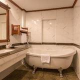 Гостиница Empress Residence Resort and Spa — фото 1