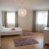 AHome 78 at str Rozybakiyeva 289 1, MEGA Towers — фото 1