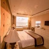 Grandeeza Luxury Hotel — фото 1