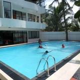 Lanka Beach Hotel — фото 1