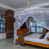 Top Secret Beach Hotel — фото 1