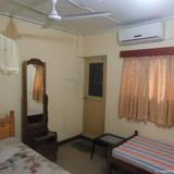 Hotel Madhara — фото 1