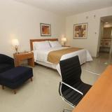 Гостиница Holiday Inn Express Playa Del Carmen — фото 1