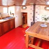 The Burret Houseboat — фото 2