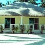 Гостиница White Beach Bungalows — фото 1