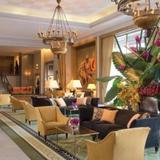 Four Seasons Hotel Ritz Lisbon — фото 2