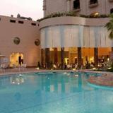 Movenpick Hotel Jeddah — фото 1