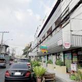 The Local Surasak Hostel — фото 2