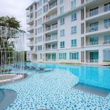 Summer HuaHin Condominium — фото 1