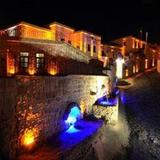 Sinasos Palace Cave Hotel — фото 1