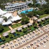 Latanya Beach Resort Hotel — фото 1