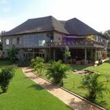Гостиница Weru Weru River Lodge — фото 1