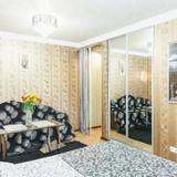 Semi-Luxury On Nezalezhnoy Ukrainy 63 Apartments — фото 1