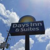 Days Inn and Suites Houston North — фото 2
