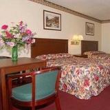 Econo Lodge Inn And Suites Northborough — фото 2