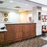 Comfort Suites Willowbrook — фото 2