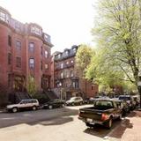 Гостиница Concord Square by Short Term Rentals Boston — фото 1