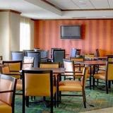 Fairfield Inn and Suites by Marriott Orlando near Universal Orlando — фото 3