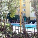 Гостиница La Quinta Inn & Suites Orlando Convention Center — фото 1