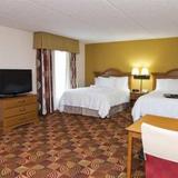 Гостиница Hampton Inn and Suites Orlando International Drive North — фото 2