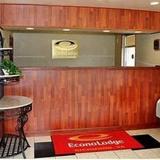 Econo Lodge Near Chippenham Hospital — фото 3