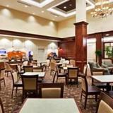 Holiday Inn Express Hotel & Suites Mount Pleasant - Charleston — фото 1