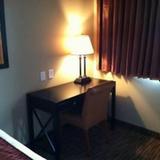 Гостиница Boulders Inn & Suites - Newton — фото 1