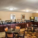 Comfort Inn & Suites Cincinnati — фото 2