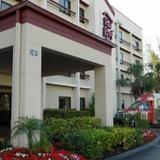 Red Roof Inn Miami Airport — фото 1