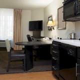 Гостиница Candlewood Suites Charlotte-University — фото 3