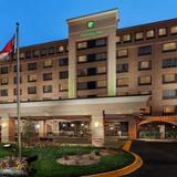 Гостиница Holiday Inn Charlotte University — фото 1