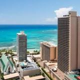 Tower 1 Suite 3710 at Waikiki — фото 2