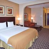 Holiday Inn Express Hotel & Suites Phoenix Downtown-Ballpark — фото 2