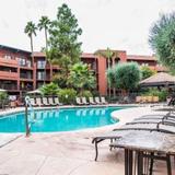Holiday Inn and Suites Phoenix Airport North — фото 1