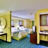 Гостиница SpringHill Suites Corona Riverside — фото 1
