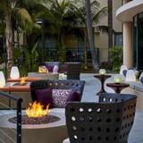 Гостиница Marriott Newport Beach Suites — фото 1