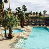 Desert Hot Springs Spa Hotel — фото 3
