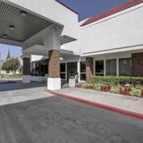 Motel 6 Irvine - Orange County Airport — фото 1
